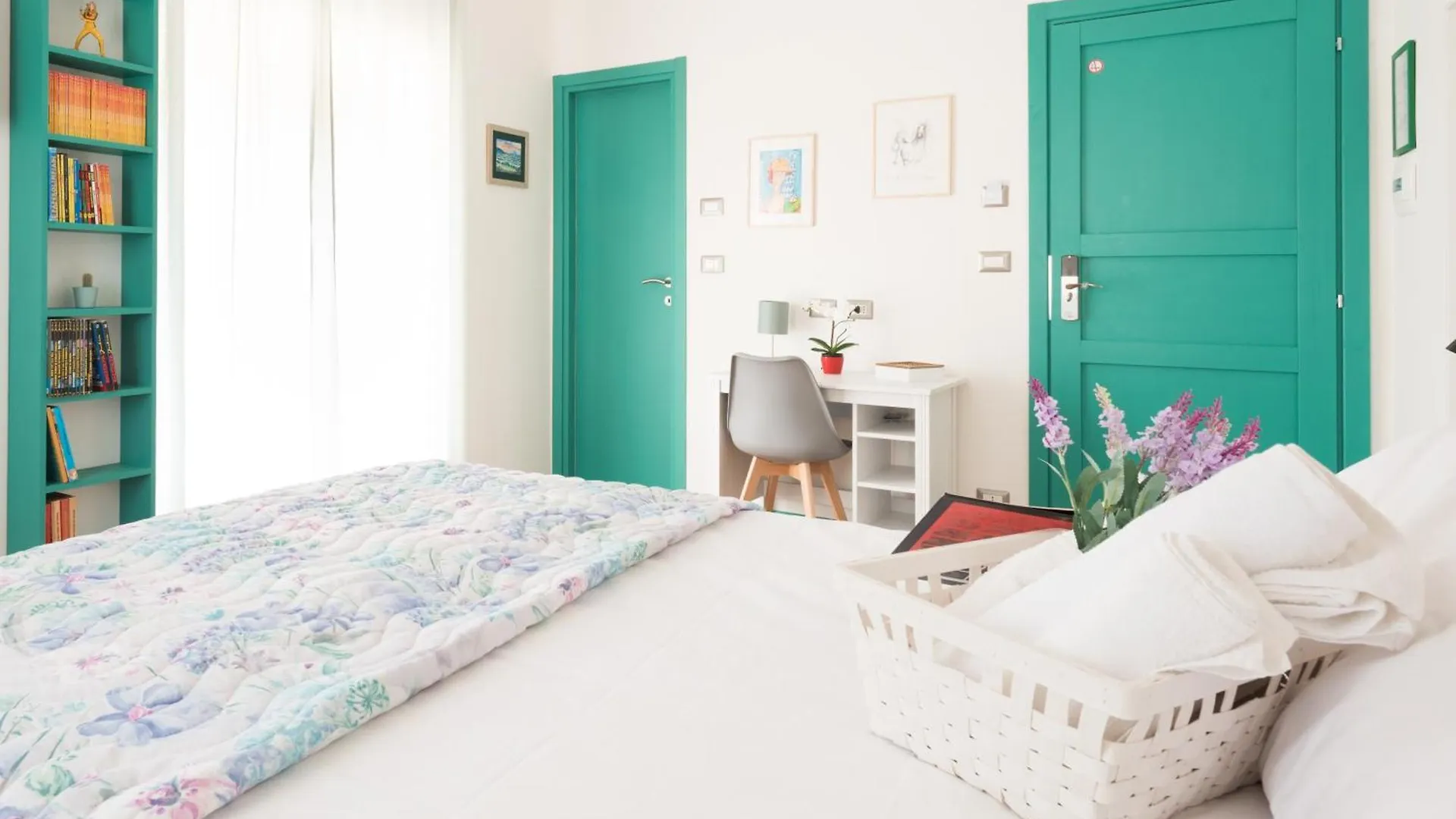 Bed and Breakfast Starnone Bed&Book à Naples